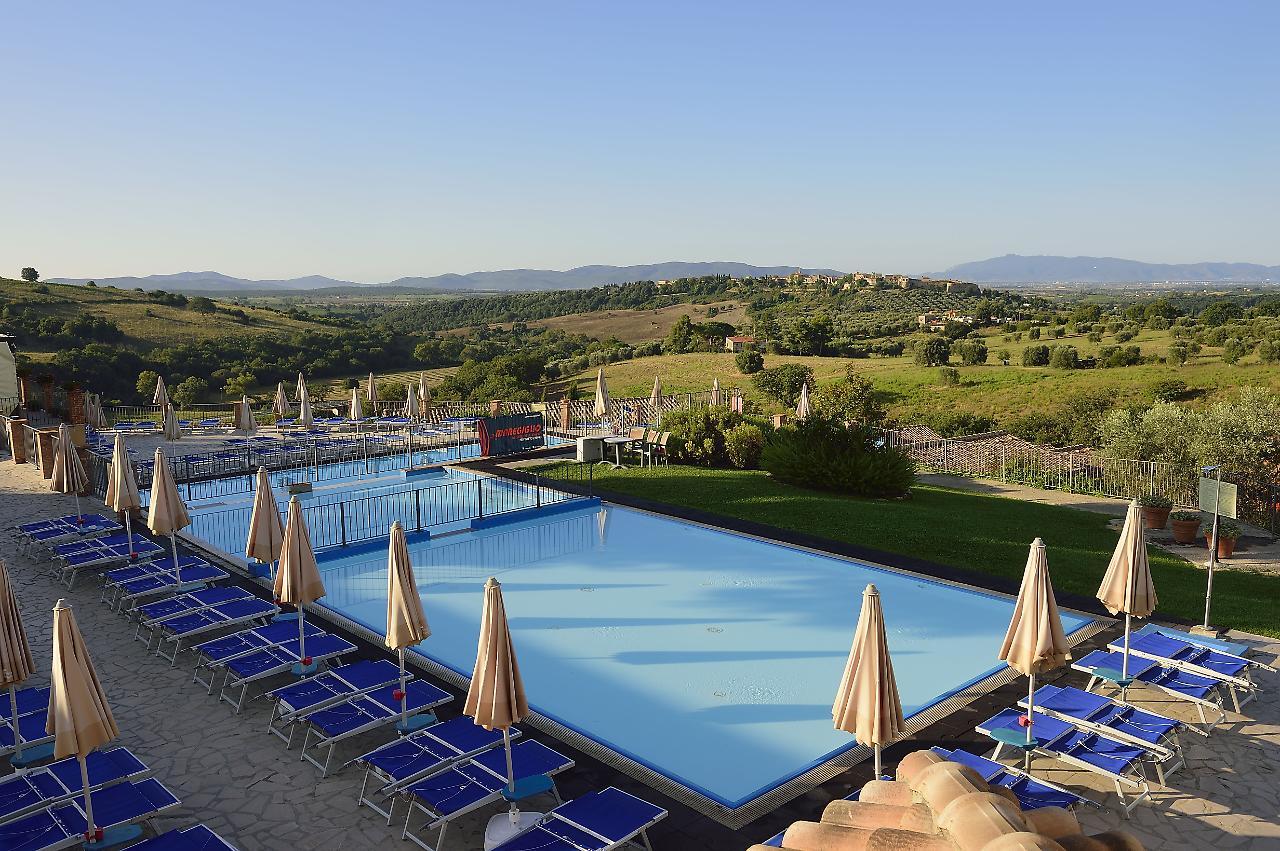 Borgo Magliano Resort Magliano in Toscana Exterior photo